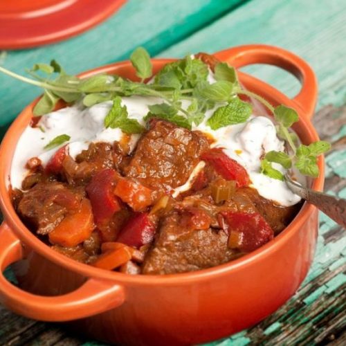 Beef in casserole with vegetables